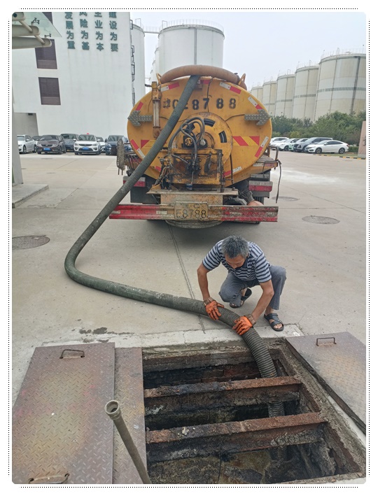 灞桥隔油池清掏